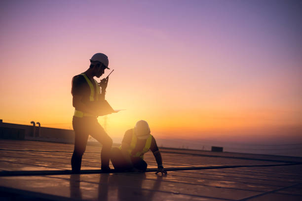 Best Commercial Roof Installation  in North Prairie, WI